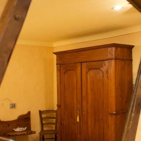 Apartment Il Fienile Della Nonna Introd